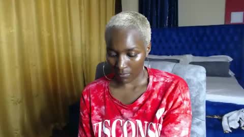 Snapshot of prettyquee chatting on 13, 1, 2025 sasha online show from 13, 1, 2025