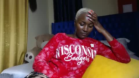 Snapshot of prettyquee chatting on 13, 1, 2025 sasha online show from 13, 1, 2025