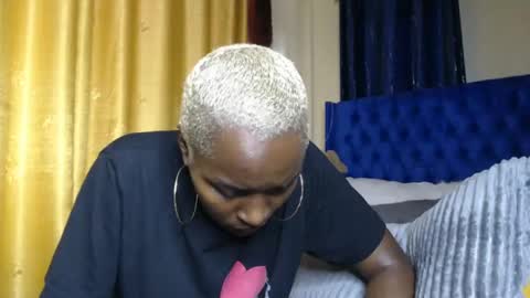 Snapshot of prettyquee chatting on 14, 1, 2025 sasha online show from 14, 1, 2025