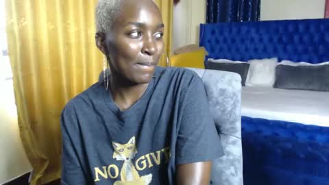 Snapshot of prettyquee chatting on 15, 1, 2025 sasha online show from 15, 1, 2025