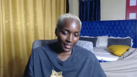 Snapshot of prettyquee chatting on 15, 1, 2025 sasha online show from 15, 1, 2025