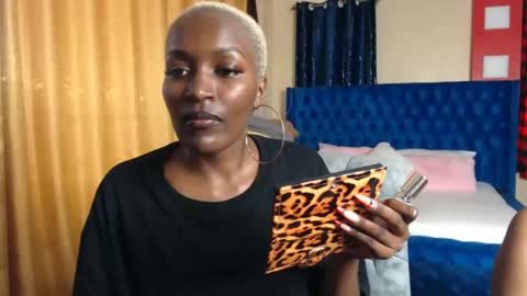 Snapshot of prettyquee chatting on 17, 1, 2025 sasha online show from 17, 1, 2025