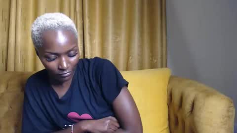 Snapshot of prettyquee chatting on 21, 1, 2025 sasha online show from 21, 1, 2025