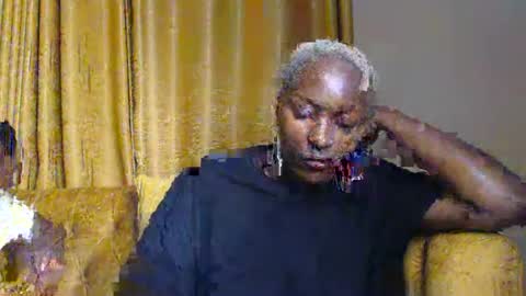 Snapshot of prettyquee chatting on 26, 1, 2025 sasha online show from 26, 1, 2025