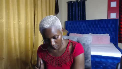 Snapshot of prettyquee chatting on 5, 2, 2025 sasha online show from 5, 2, 2025