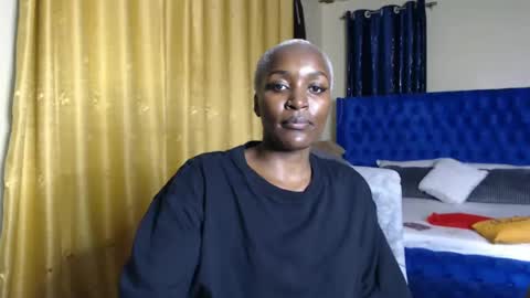 Snapshot of prettyquee chatting on 17, 2, 2025 sasha online show from 17, 2, 2025