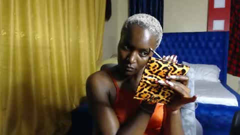 Snapshot of prettyquee chatting on 22, 2, 2025 sasha online show from 22, 2, 2025