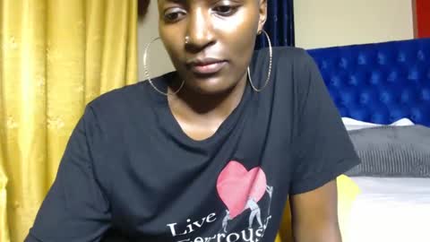 Snapshot of prettyquee chatting on 25, 2, 2025 sasha online show from 25, 2, 2025