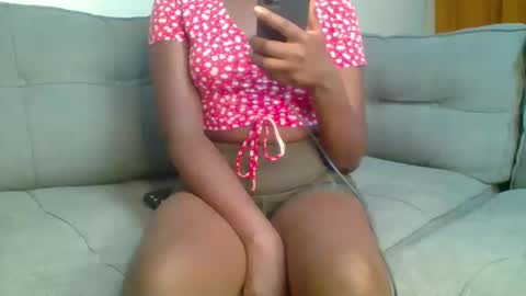 Snapshot of prettyqueen254 chatting on 26, 1, 2025 pretty queen online show from 26, 1, 2025