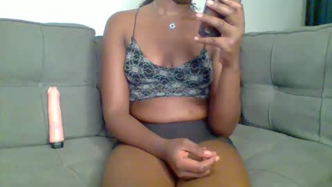 Snapshot of prettyqueen254 chatting on 30, 10, 2025 pretty queen online show from 30, 10, 2025