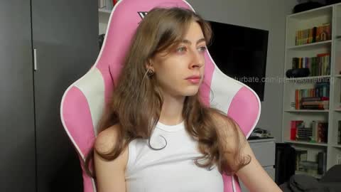 Sophie  next stream will be at Monday  i will wait you guys  online show from 4, 12, 2025