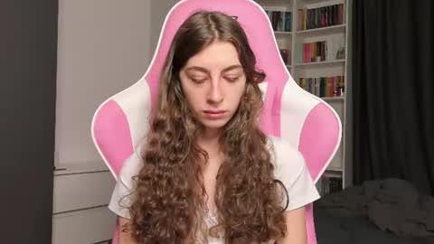 Sophie  next stream will be at Monday  i will wait you guys  online show from 26, 6, 2026