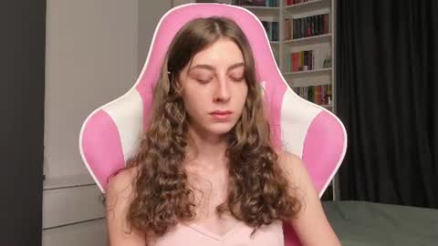 Sophie  next stream will be at Monday  i will wait you guys  online show from 5, 8, 2026