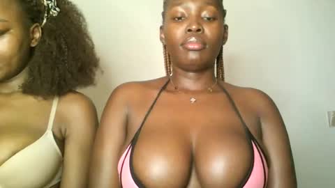 Snapshot of prettyvishy chatting on 21, 7, 2026 prettyvishy online show from 21, 7, 2026