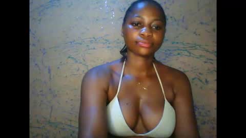 prettyxxpac online show from 25, 3, 2026