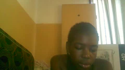 prettyzuzu online show from 24, 10, 2025