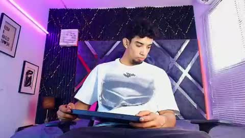 prince_arthur77 online show from 26, 7, 2026