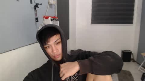 Snapshot of princeadrianx chatting on 13, 11, 2025 Prince Adrian online show from 13, 11, 2025