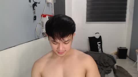 Snapshot of princeadrianx chatting on 26, 11, 2025 Prince Adrian online show from 26, 11, 2025