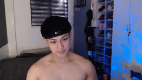 Snapshot of princeadrianx chatting on 16, 3, 2026 Prince Adrian online show from 16, 3, 2026