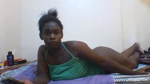 Snapshot of princess_cutie chatting on 29, 6, 2026 princess online show from 29, 6, 2026