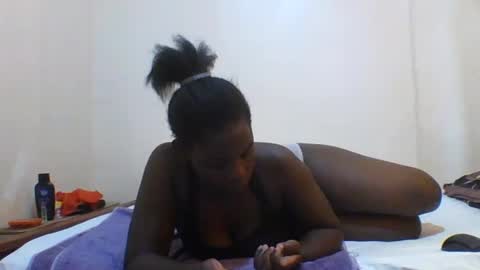 Snapshot of princess_cutie chatting on 30, 6, 2026 princess online show from 30, 6, 2026
