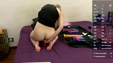 Snapshot of princess_kiki_za chatting on 16, 9, 2025 Kiki online show from 16, 9, 2025