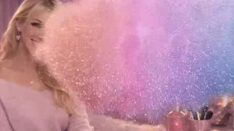 Kiki online show from 28, 4, 2026