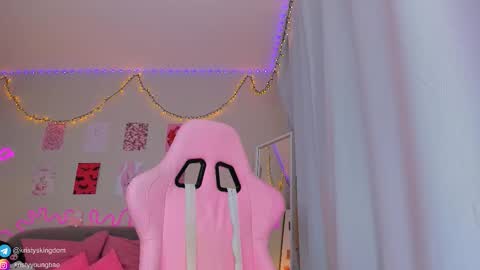 Snapshot of princess_kristy chatting on 7, 2, 2026 Kristy online show from 7, 2, 2026