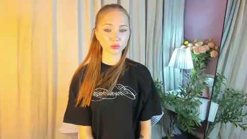 Snapshot of princess_li1y chatting on 22, 7, 2026 Lily online show from 22, 7, 2026
