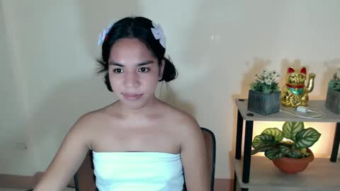 Snapshot of princess_yurie chatting on 12, 2, 2025 Yurie online show from 12, 2, 2025