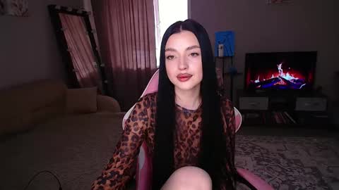 princessamira1 online show from 13, 5, 2026