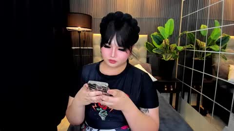 Astrid Ley online show from 21, 2, 2025