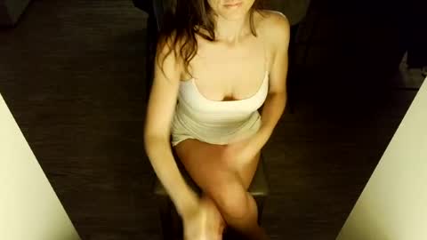 Snapshot of princessjasmine13 chatting on 4, 8, 2026 jasminexoxo online show from 4, 8, 2026