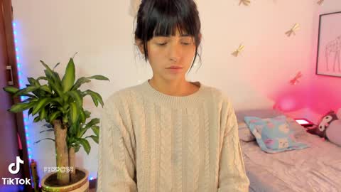princessluna_14 online show from 1, 4, 2026
