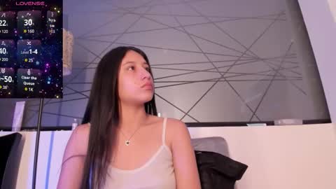 Snapshot of princesstina06 chatting on 8, 10, 2025 Valentina online show from 8, 10, 2025