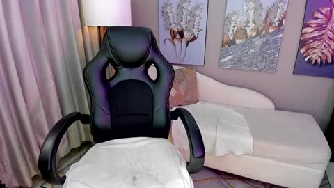 Priya Rose online show from 1, 2, 2025