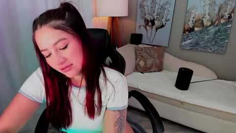 Priya Rose online show from 25, 2, 2026