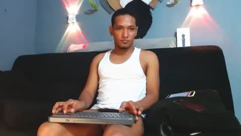 Snapshot of prometo23cm chatting on 4, 7, 2026 Grande y Gruesa online show from 4, 7, 2026