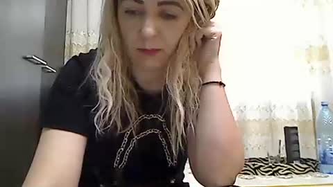 Pryncess sweety online show from 27, 10, 2025