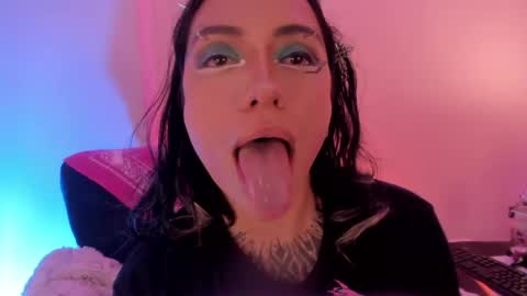psycodoll online show from 30, 5, 2026