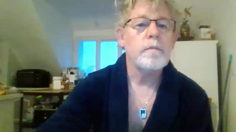 Snapshot of ptitrouquin chatting on 15, 1, 2026 ptitrouquin online show from 15, 1, 2026