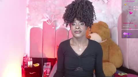 Snapshot of puca_eboony chatting on 4, 3, 2026 pucca online show from 4, 3, 2026