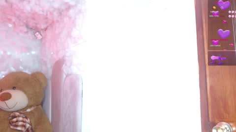 Snapshot of puca_eboony chatting on 12, 3, 2026 pucca online show from 12, 3, 2026