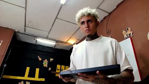 university hot online show from 26, 12, 2024