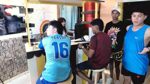 university hot online show from 16, 1, 2025