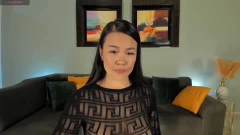 Snapshot of puiyee_ chatting on 19, 10, 2025 Pui Yee  online show from 19, 10, 2025