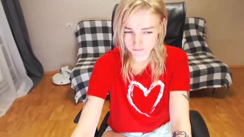 Snapshot of puma_ma chatting on 19, 1, 2025 Polly online show from 19, 1, 2025