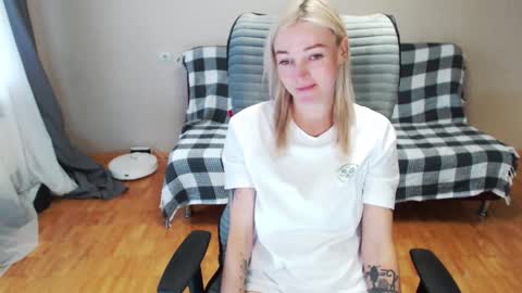 Snapshot of puma_ma chatting on 5, 10, 2025 Polly online show from 5, 10, 2025