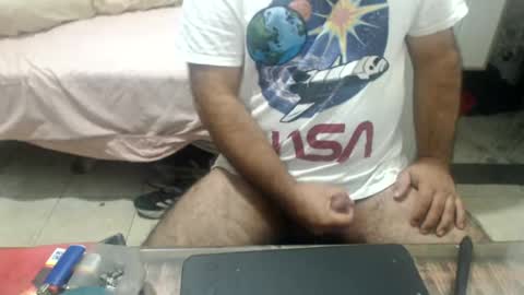 punheteiro75 online show from 4, 8, 2026